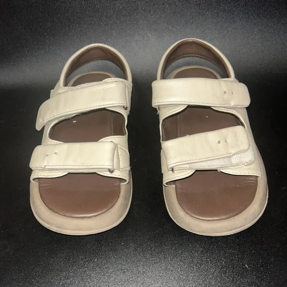 Unbranded Girls Cream Two-Strap Flat Sandals Youth Size 33 2